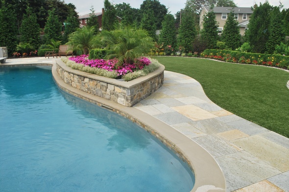 Artificial Turf Poolside