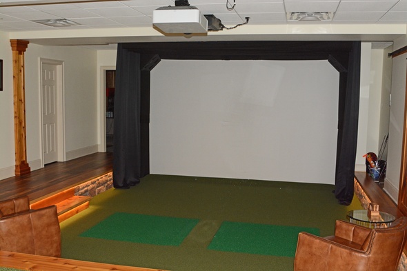 Indoor Putting Green Simulator