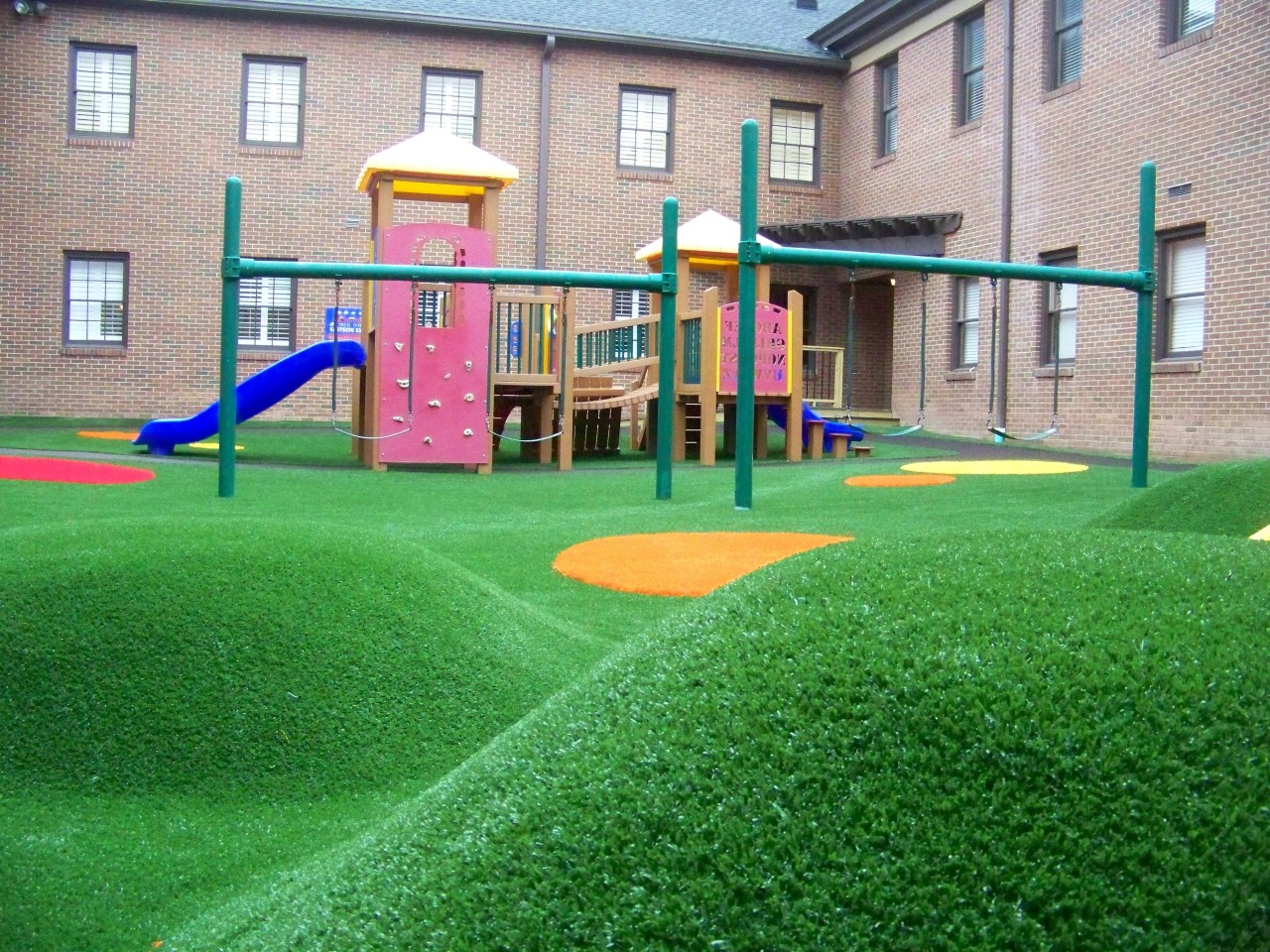 How to Create A Beautiful & Safe Artificial Turf Playground